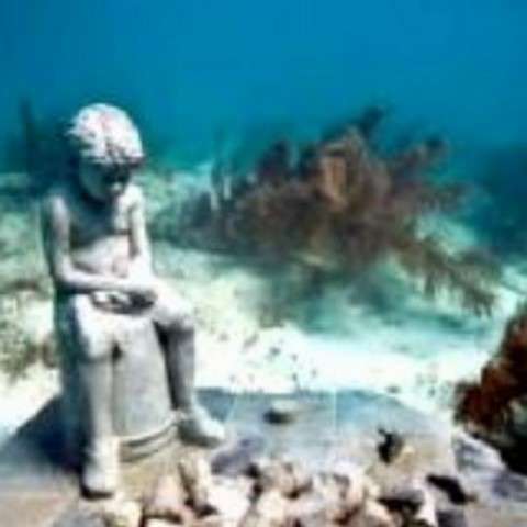 the largest underwater museum in the world