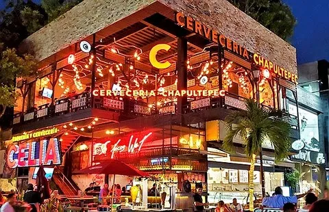 eme avenue Playa del Carmen : Cervecería Chapultepec